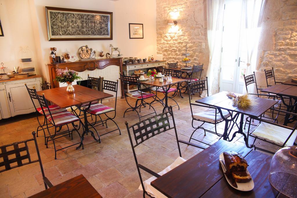 Les Vents Bleus Hotel Donnazac Екстериор снимка