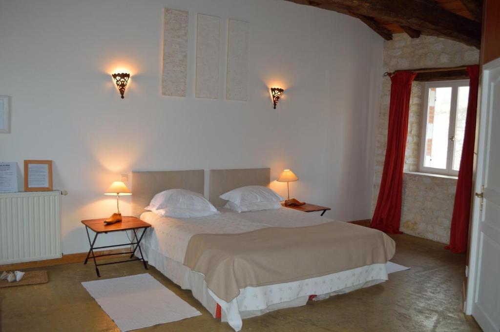 Les Vents Bleus Hotel Donnazac Стая снимка
