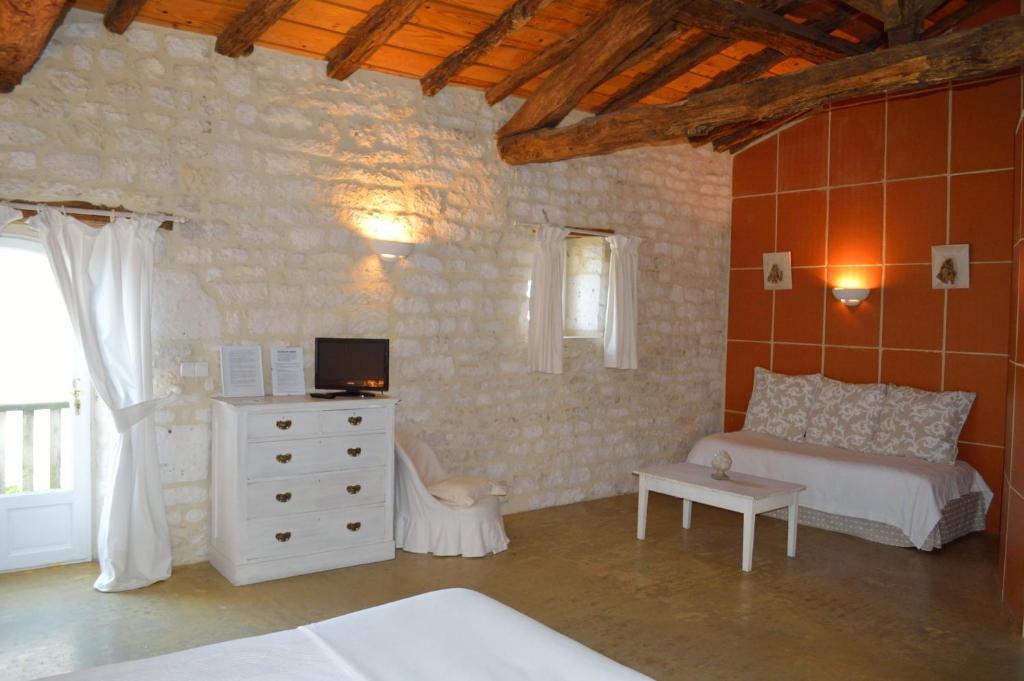Les Vents Bleus Hotel Donnazac Стая снимка