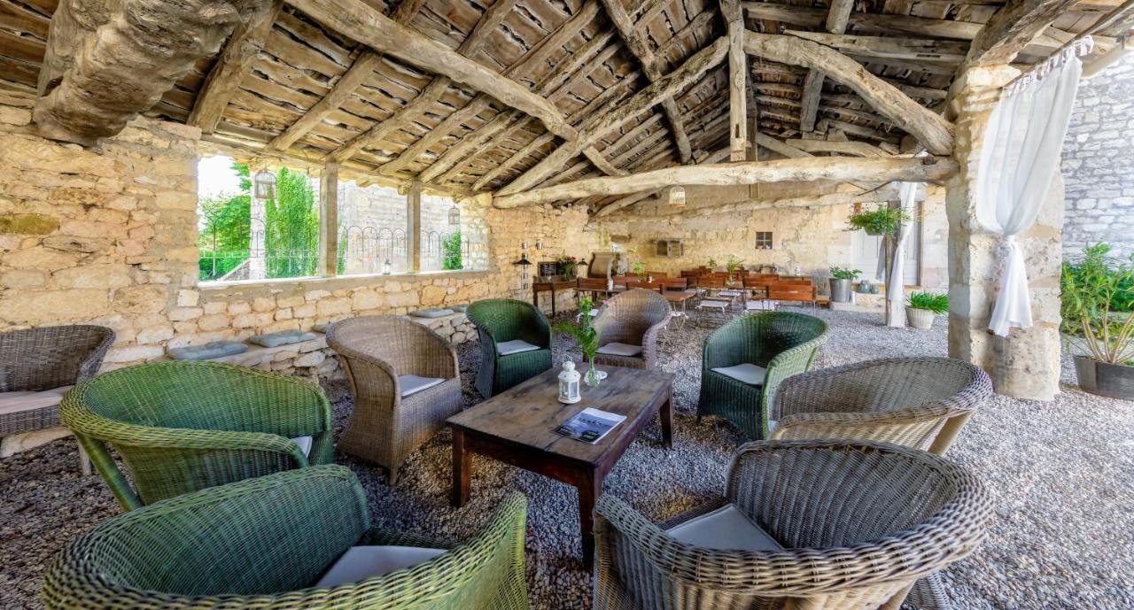 Les Vents Bleus Hotel Donnazac Екстериор снимка